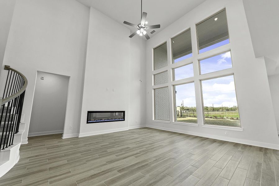 Spacious, unfurnished interior of a new home in Bridgeland, Cypress (Image 12).