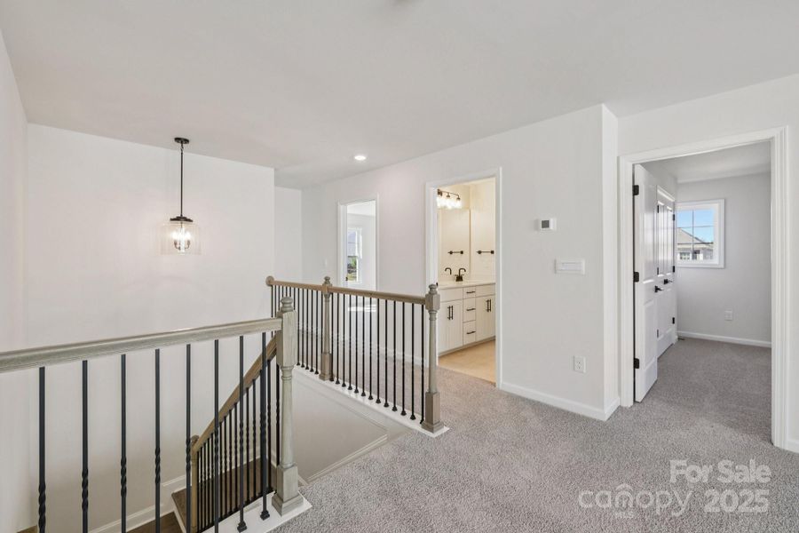 Image 41 of a home in Falls Cove.