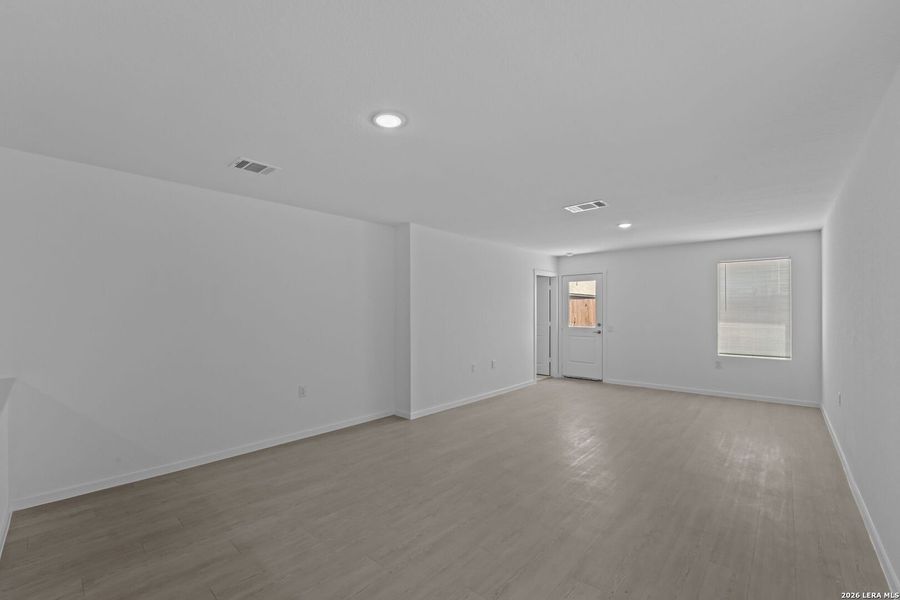 Spacious, unfurnished interior of a new home in Valle Sol, Von Ormy (Image 15). Spacious, unfurnished interior of a new home in Valle Sol, Von Ormy (Image 15).