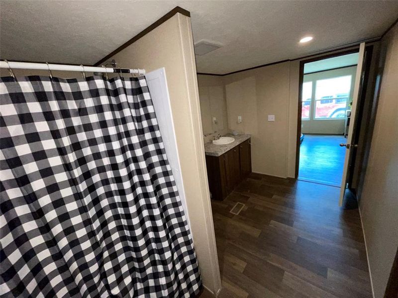 Image 35 of a home in .