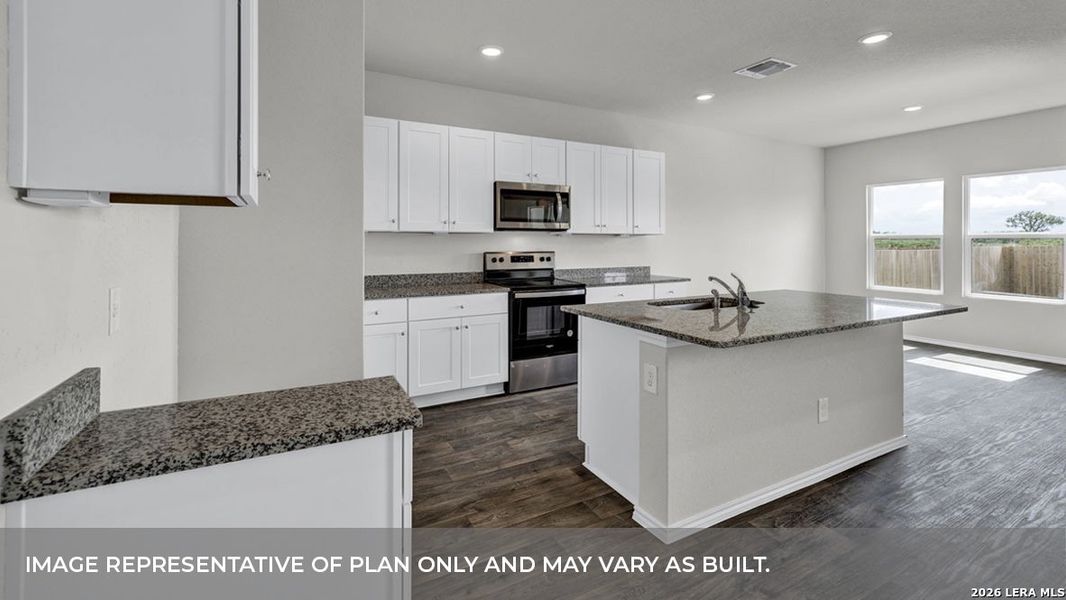 Furnished interior view inside a new home in Arroyo Ranch, Seguin (Image 7).