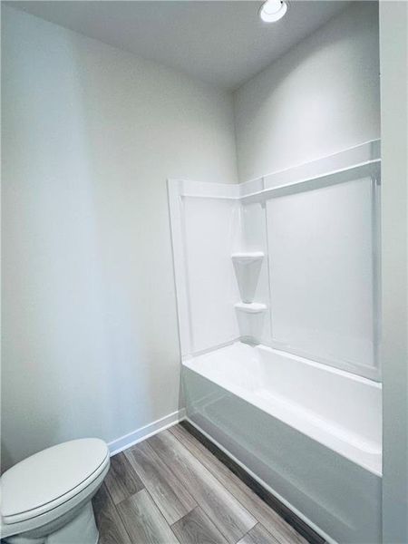 Spacious, unfurnished interior of a new home in Summerlin, Winder (Image 25).