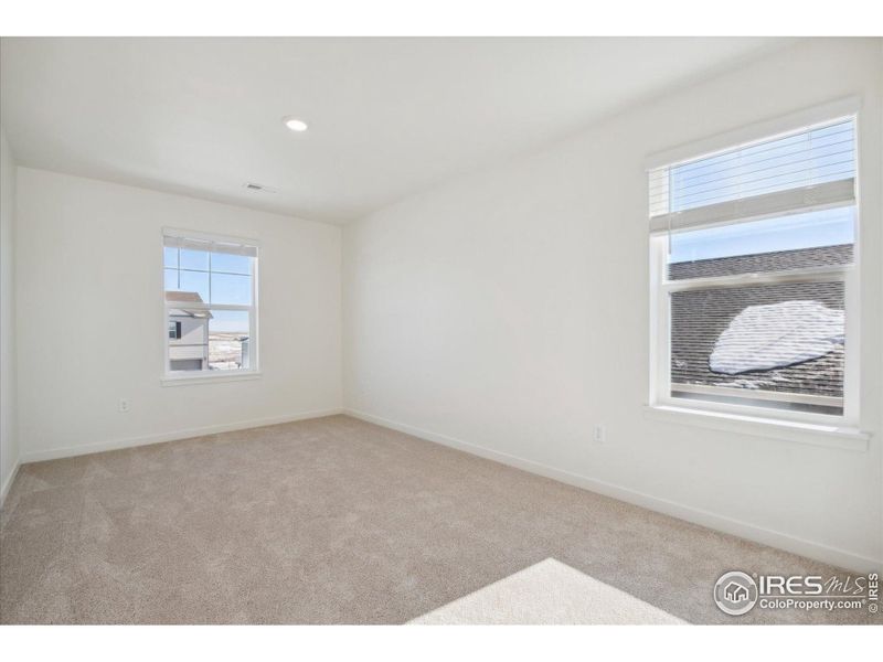 Spacious, unfurnished interior of a new home in Westgate, Greeley (Image 12).