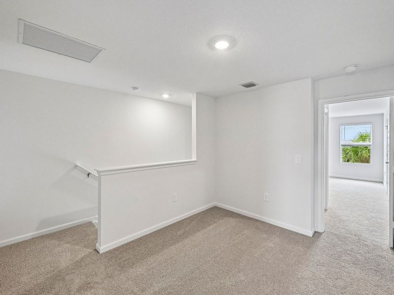 Spacious, unfurnished interior of a new home in Meritage Homes at Central Park, Port St. Lucie (Image 13).