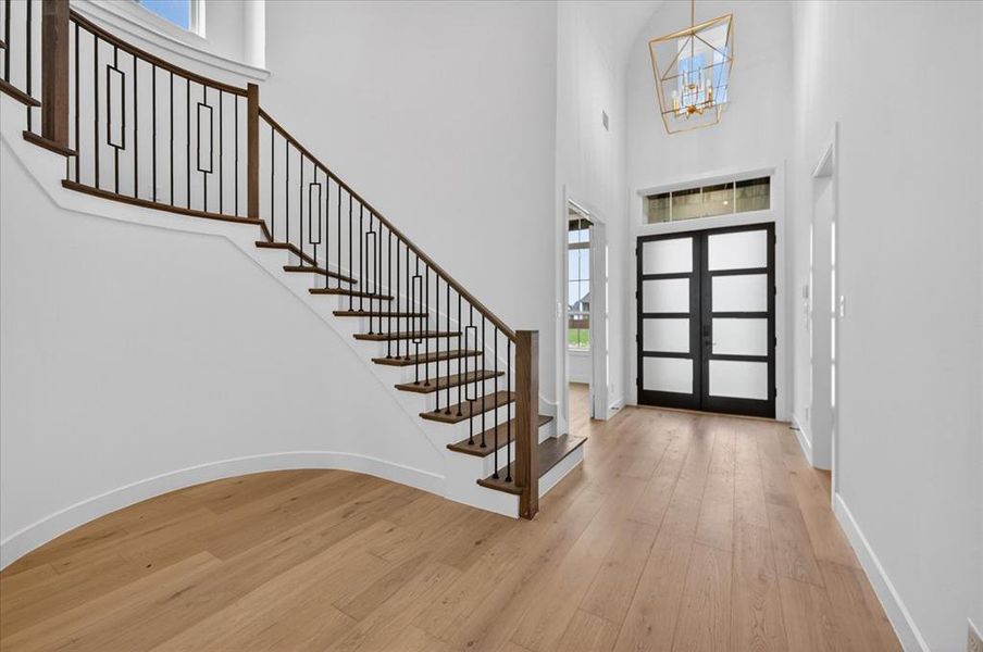 Spacious, unfurnished interior of a new home in Mustang Lakes, Celina (Image 18).