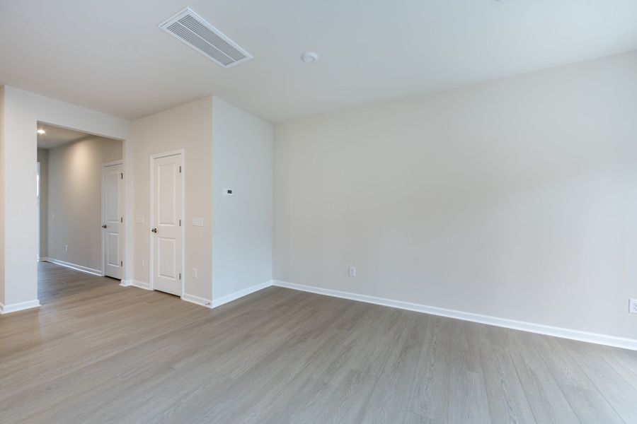 Spacious, unfurnished interior of a new home in Fifteen 15 Cannon, Charlotte (Image 31).