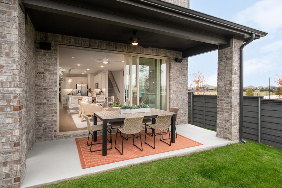 Representative exterior details of a home built from the Bergamot by Tri Pointe Homes in Union Park, Little Elm (Image 3).