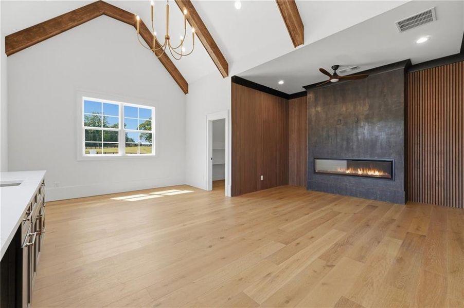 Spacious, unfurnished interior of a new home in , Bethlehem (Image 35).