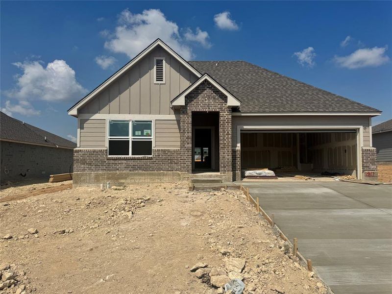 Front exterior of a new home in Park Meadows, Lorena, TX, highlighting curb appeal (Image 1). Front exterior of a new home in Park Meadows, Lorena, TX, highlighting curb appeal (Image 1).