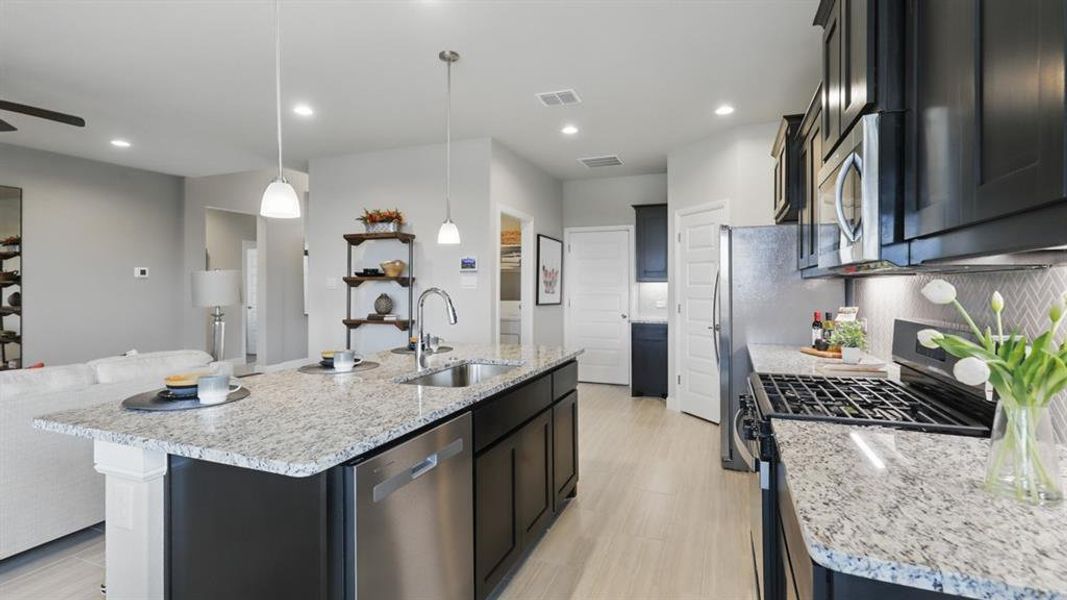 Furnished interior view inside a new home in Legado, Cleburne (Image 11).