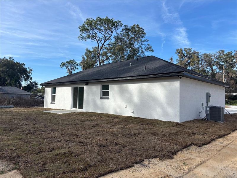 Exterior details and patio area of a home in , Ocala (Image 3).