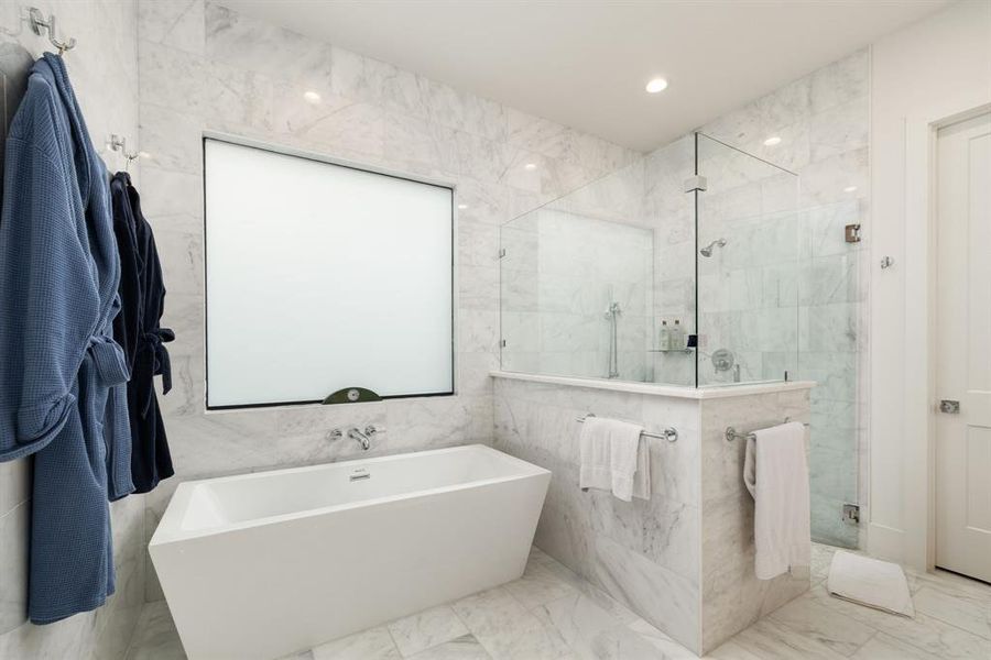 Furnished interior view inside a new home in , Dallas (Image 16).