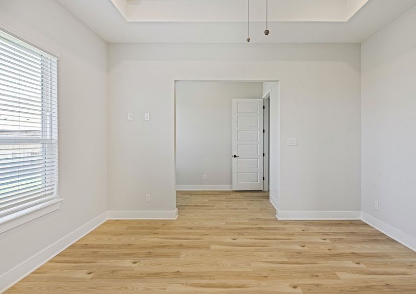 The master bedroom has a large bedroom and sitting area. The master bedroom has a large bedroom and sitting area.