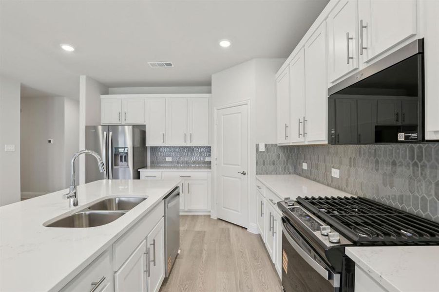 Photo is not of the actual home, but is an inspirational photo of builder’s model home and may depict options, furnishings, and/or decorator features that are not included.