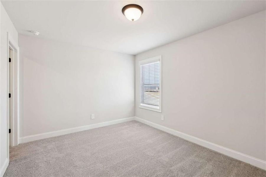 Spacious, unfurnished interior of a new home in River Pointe, Monroe (Image 37).