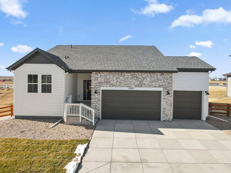 Image 19 of a home in Talon Pointe.