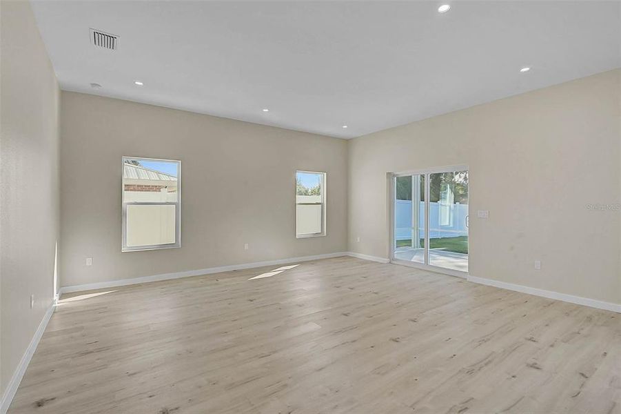Spacious, unfurnished interior of a new home in , North Port (Image 15).