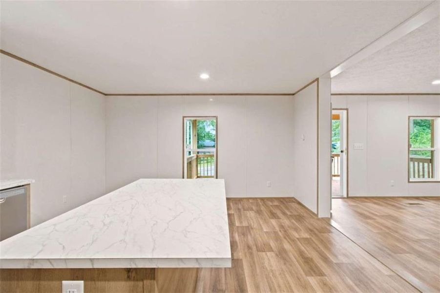 Spacious, unfurnished interior of a new home in , Villa Rica (Image 17).
