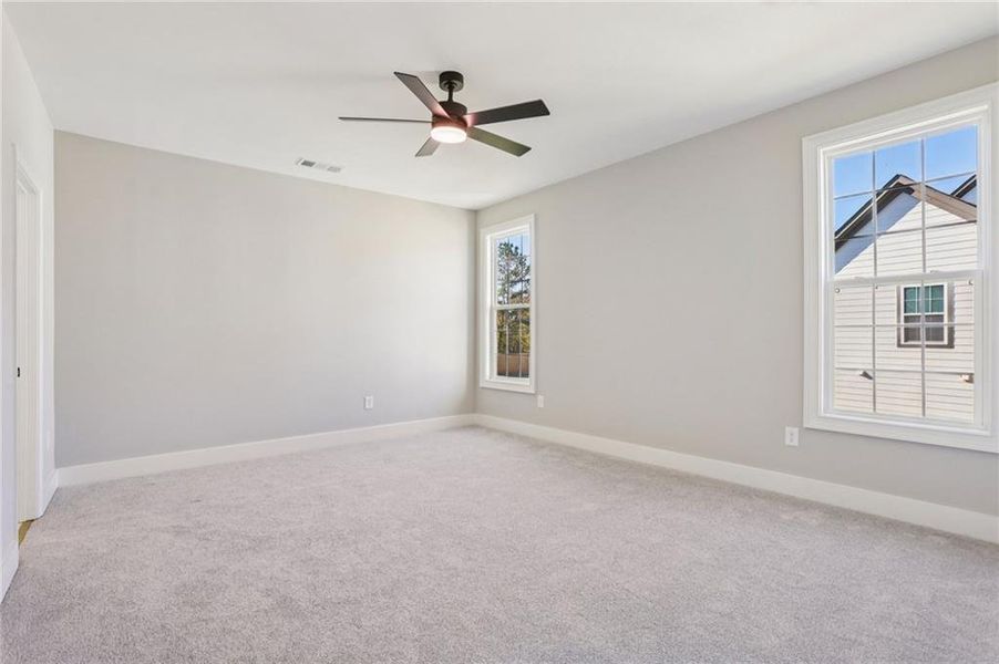 Spacious, unfurnished interior of a new home in , Lilburn (Image 50).