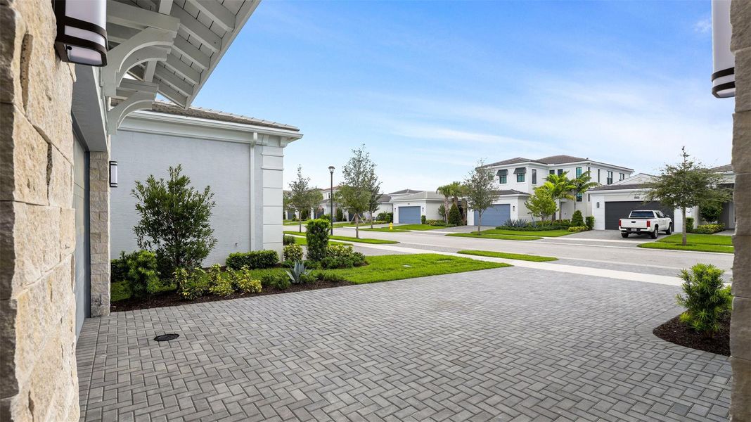 Exterior details and patio area of a home in , Palm Beach Gardens (Image 26).
