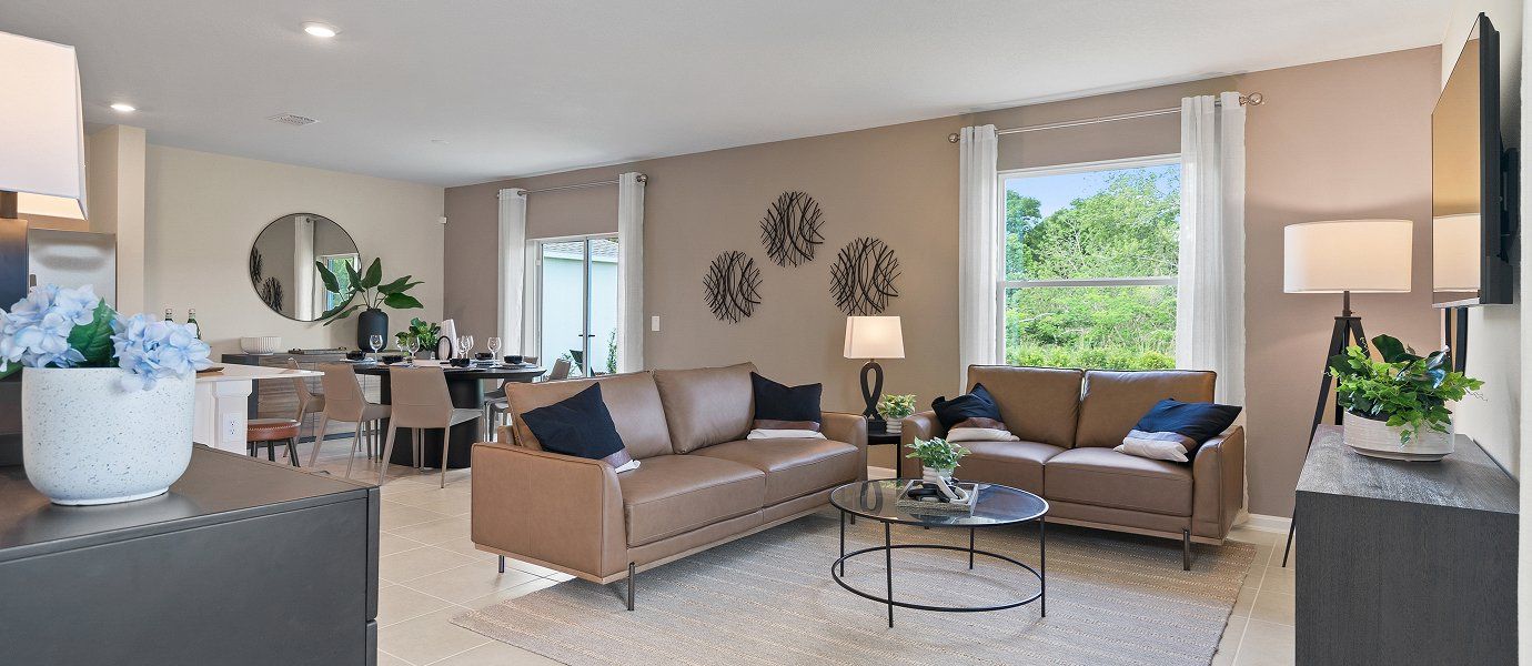 Florida CORE L003 Columbus Family 1of2 F1 Base3 4 18 25