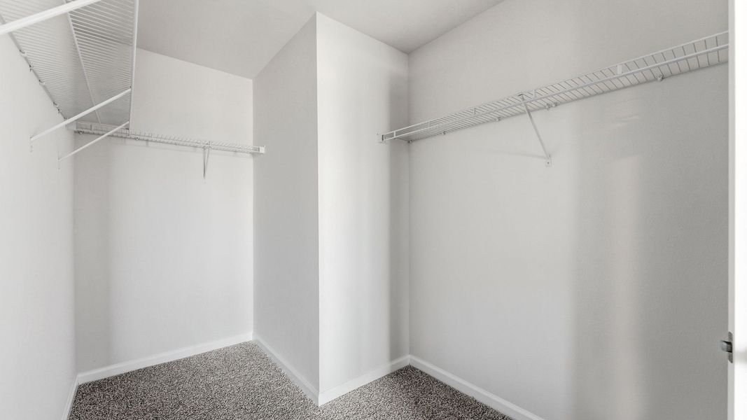 Spacious, unfurnished interior of a new home in Liberty, Panama City (Image 25).