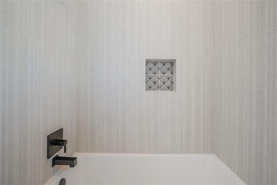 Close-up of interior finishes inside a home in , Celeste (Image 20).