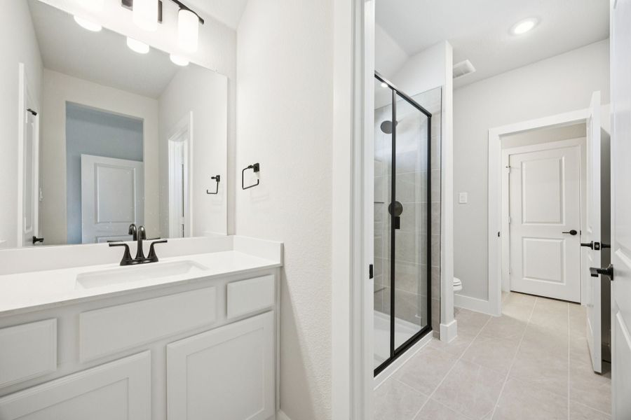 Furnished interior view inside a new home in Painted Tree Lakeside, McKinney (Image 16).