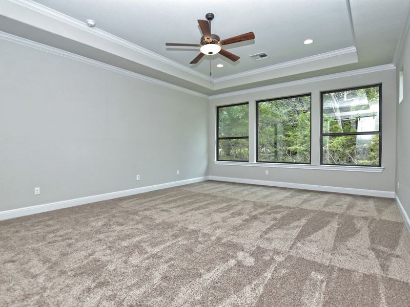 Representative unfurnished interior of a home built from the Avalon by Giddens Homes in Scofield Farms Estates, Georgetown (Image 203).