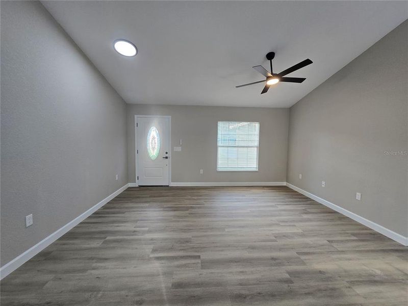Spacious, unfurnished interior of a new home in , Ocala (Image 23).