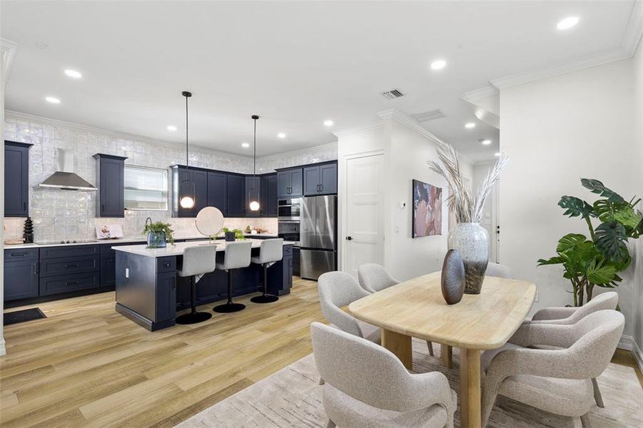 Furnished interior view inside a new home in , St. Petersburg (Image 16).