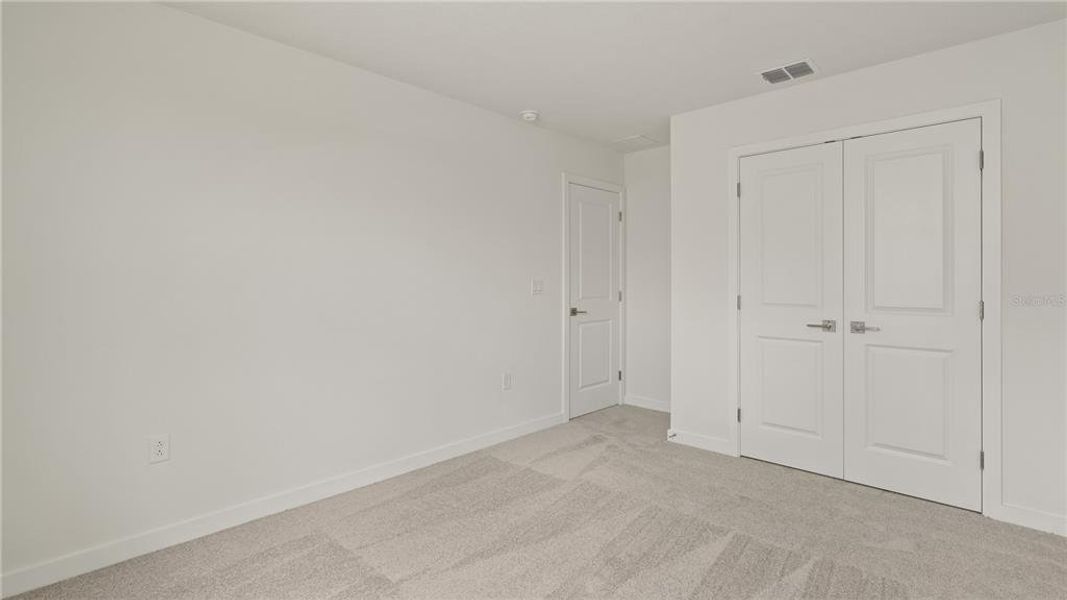 Spacious, unfurnished interior of a new home in Hamilton Bluff, Lake Hamilton (Image 18).
