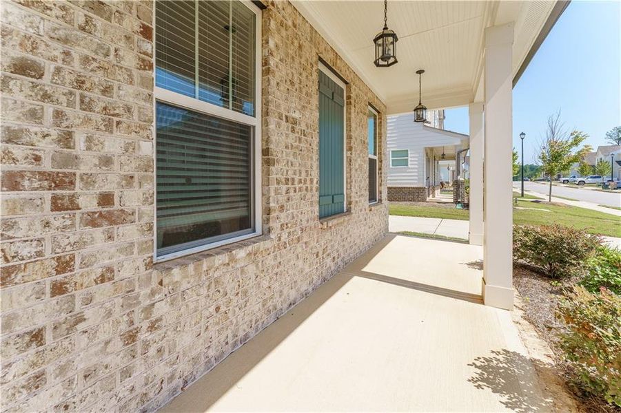 Exterior details and patio area of a home in Edenglen, Buford (Image 32).