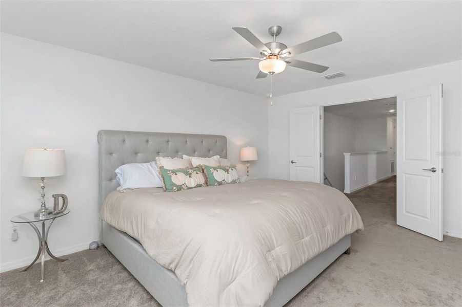 Furnished interior view inside a new home in , Land O' Lakes (Image 13).