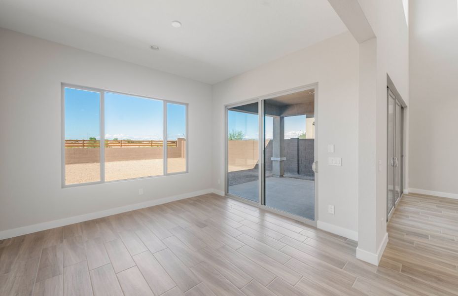 Spacious, unfurnished interior of a new home in Legado West, Queen Creek (Image 18).
