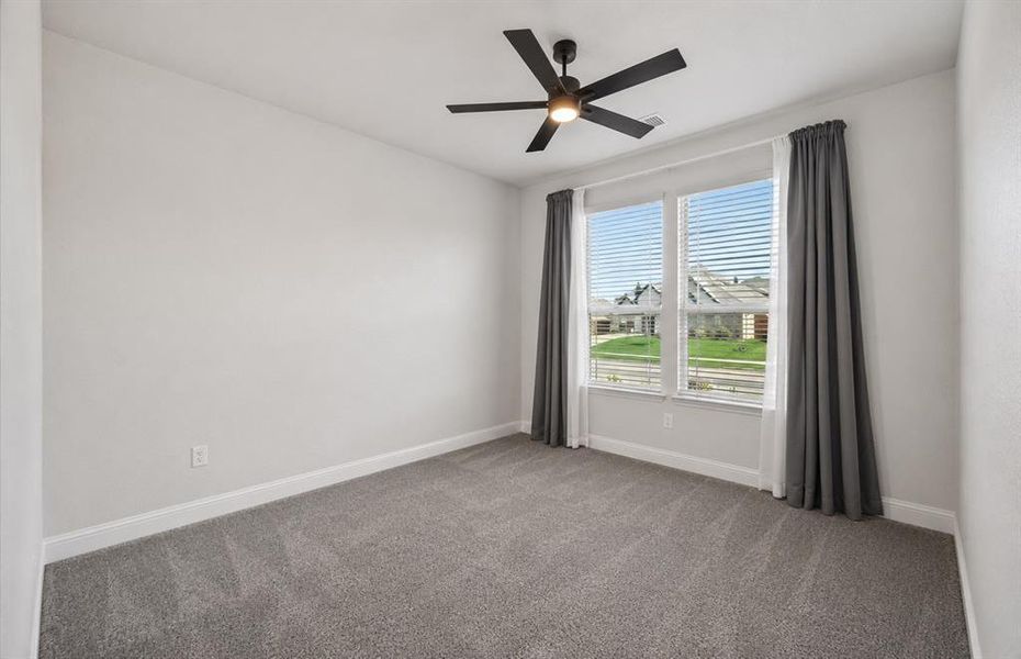 Spacious, unfurnished interior of a new home in , Waxahachie (Image 30).