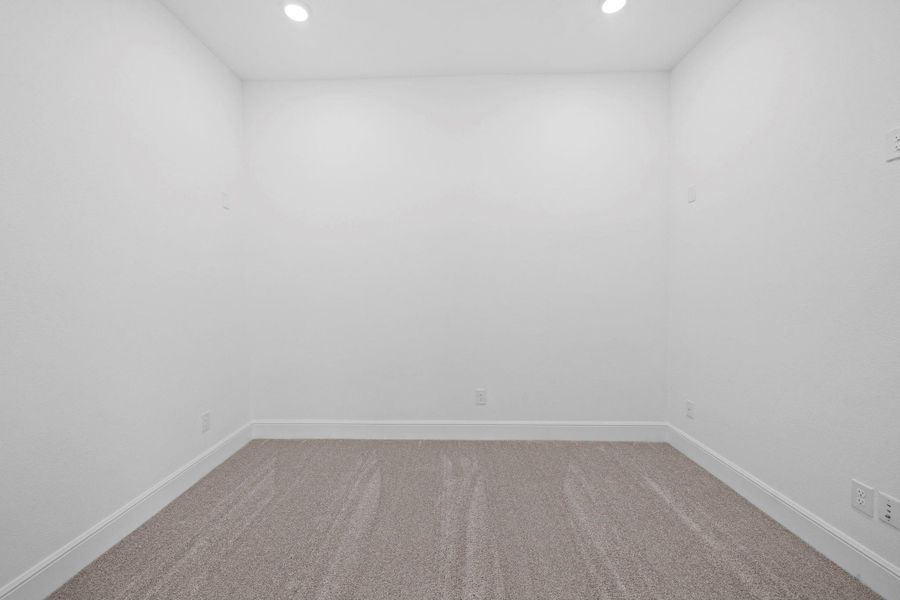 Spacious, unfurnished interior of a new home in Bridgeland, Cypress (Image 10).