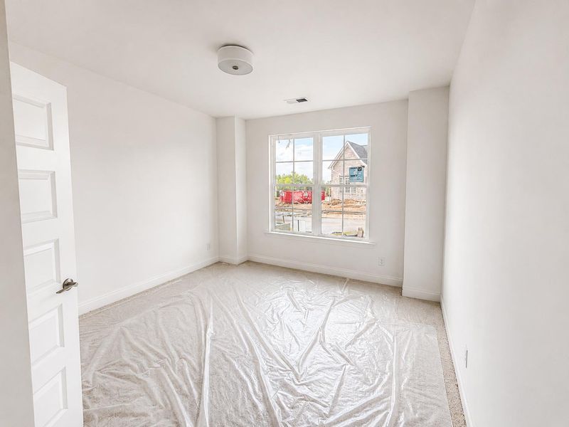 Spacious, unfurnished interior of a new home in Timberlee, Ooltewah (Image 7).