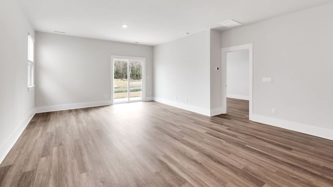 Spacious, unfurnished interior of a new home in Driftwood, Richlands (Image 16).