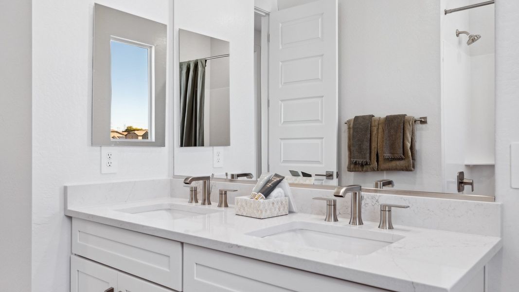 Representative furnished interior of a home built from the Apache by D.R. Horton in The Ridge at Stone Butte, Phoenix (Image 46).