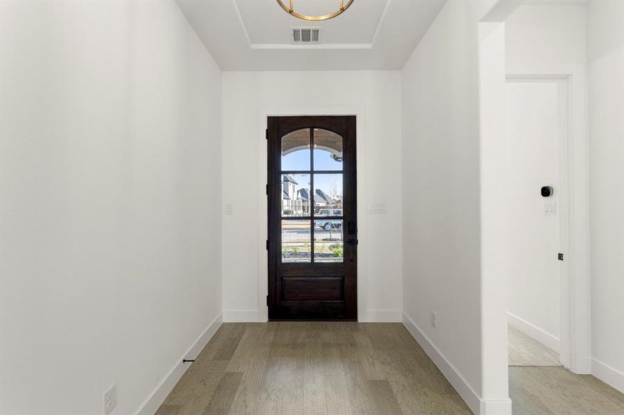 08. 4820 Belo - Entry 08. 4820 Belo - Entry