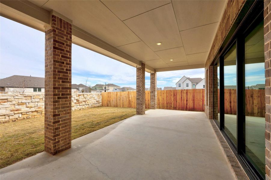 Representative image. Features, specifications, selections and colors may vary.