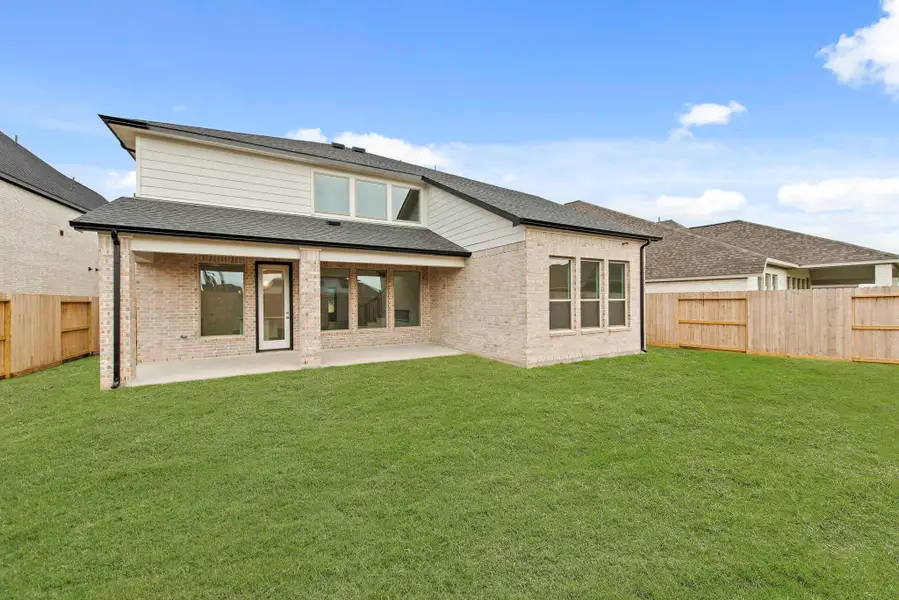 Representative image. Features, specifications, selections and colors may vary.