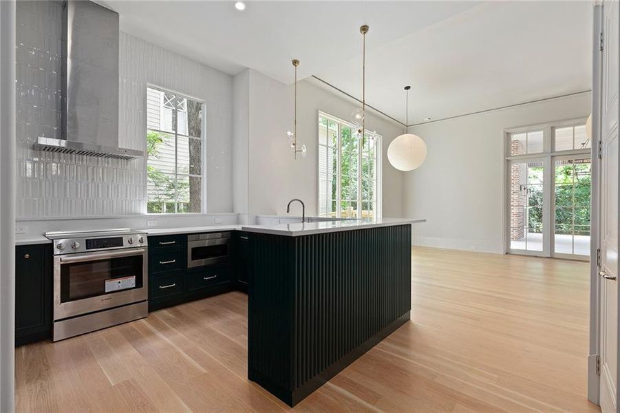 Furnished interior view inside a new home in , Atlanta (Image 56). Furnished interior view inside a new home in , Atlanta (Image 56).