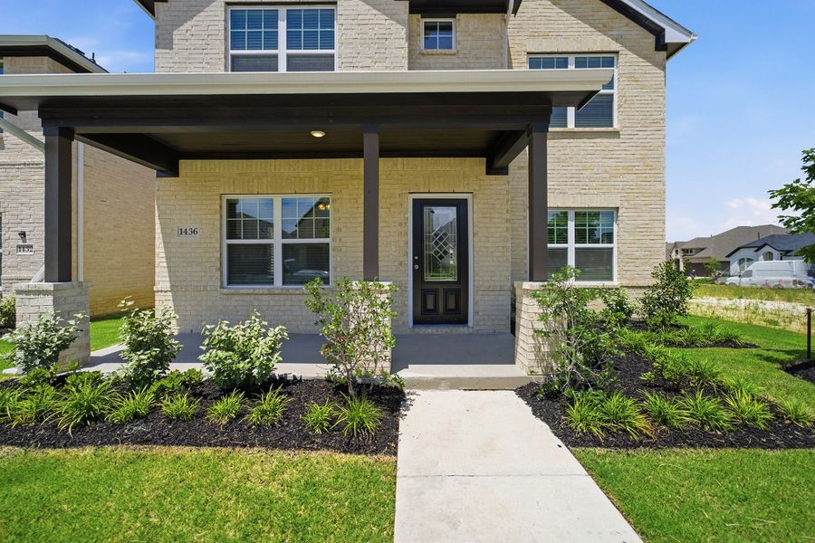 Exterior details and patio area of a home in La Terra, Celina (Image 3).