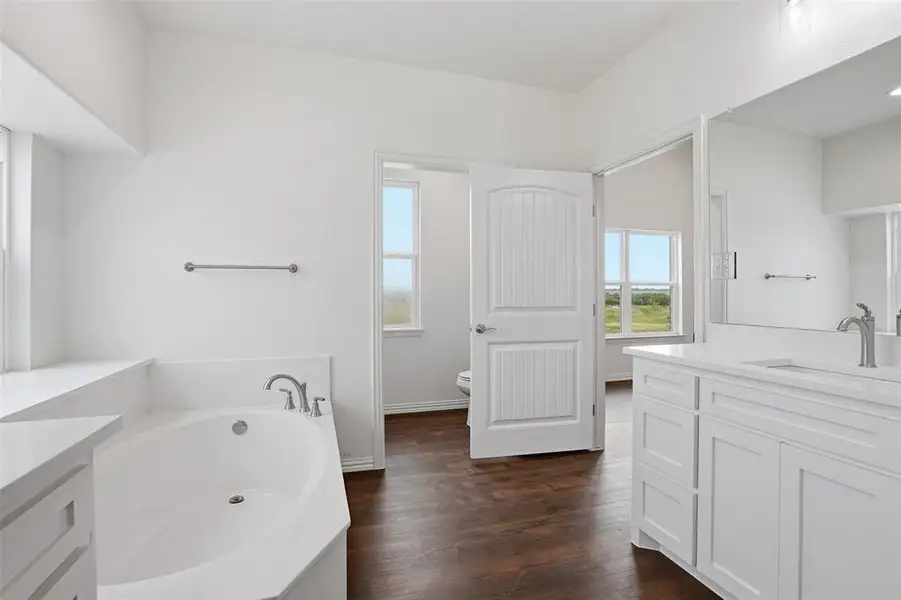 Furnished interior view inside a new home in , Grandview (Image 7). Furnished interior view inside a new home in , Grandview (Image 7).