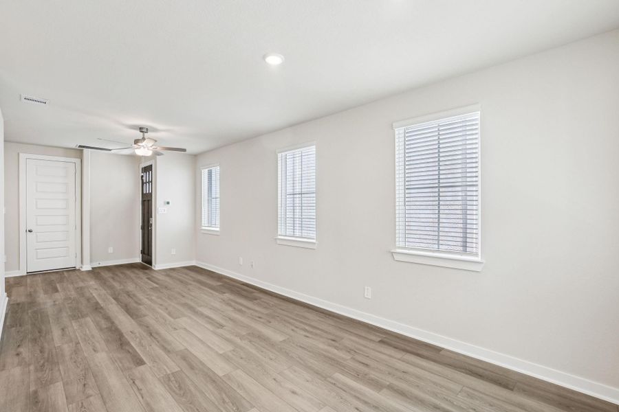 Spacious, unfurnished interior of a new home in Spring Brook Village - City Series, Houston (Image 36). Spacious, unfurnished interior of a new home in Spring Brook Village - City Series, Houston (Image 36).