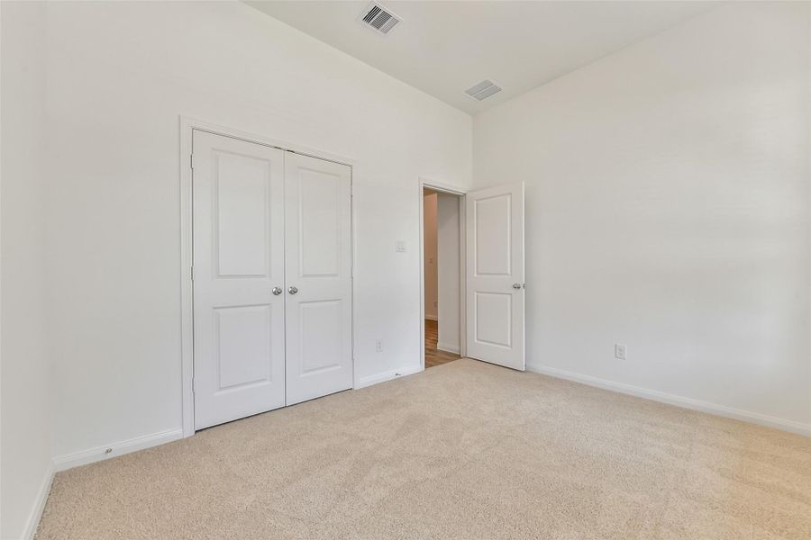 Spacious, unfurnished interior of a new home in King Oaks Village, Baytown (Image 28). Spacious, unfurnished interior of a new home in King Oaks Village, Baytown (Image 28).