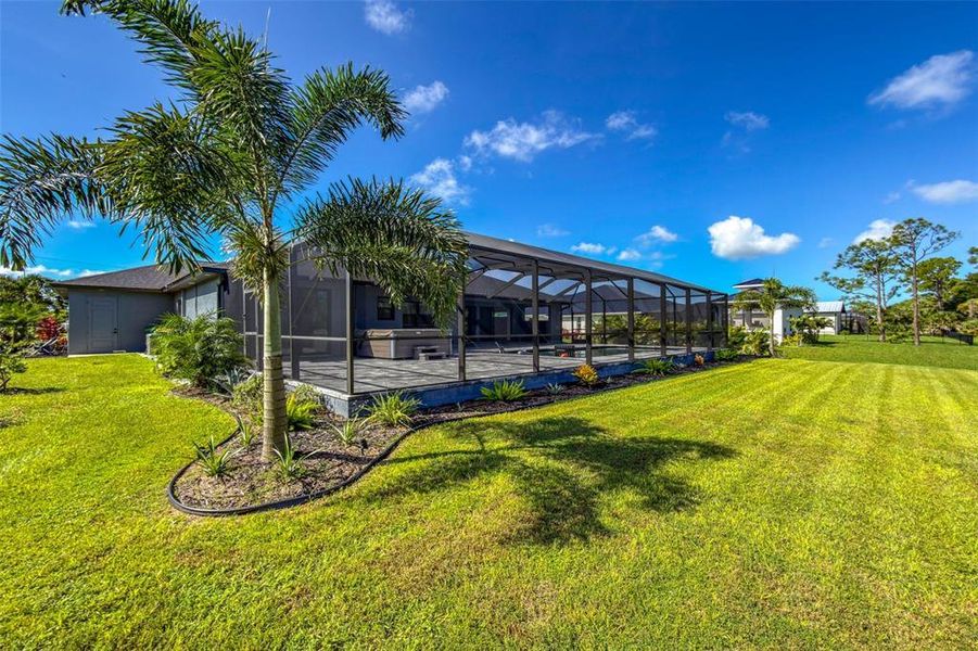 Exterior details and patio area of a home in , Rotonda West (Image 37).