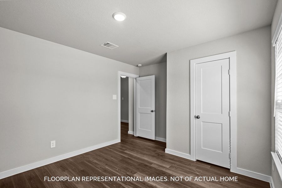 Spacious, unfurnished interior of a new home in Moran Ranch, Willis (Image 20).